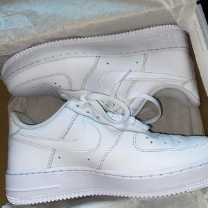Nike Air Force 1